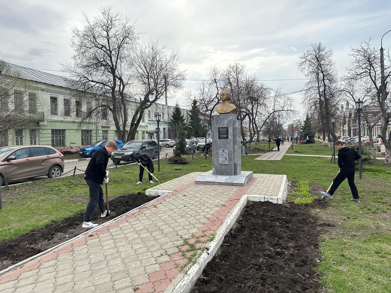 Во Всероссийский день заботы о памятниках истории и культуры в Димитровграде прошла тематическая акция.